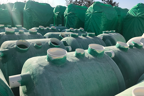 玻璃鋼化糞池為什么可以起到保護(hù)環(huán)境的作用 玻璃鋼化糞池為什么可以起到保護(hù)環(huán)境的作用