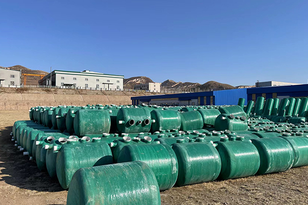 玻璃鋼化糞池的價格都根據哪幾點來定制 玻璃鋼化糞池的價格都根據哪幾點來定制